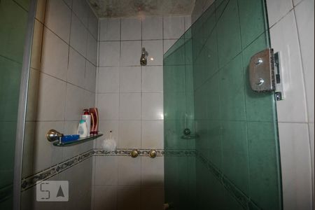Apartamento à venda com 330m², 4 quartos e 4 vagas Apartamento à venda com 330m², 4 quartos e 4 vagasBanheiro da Suíte 1