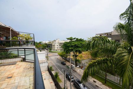 Apartamento à venda com 330m², 4 quartos e 4 vagas Apartamento à venda com 330m², 4 quartos e 4 vagasVista da Varanda