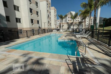Apartamento à venda com 56m², 3 quartos e 1 vaga Apartamento à venda com 56m², 3 quartos e 1 vagaÁrea comum - Piscina