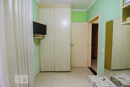 Casa à venda com 600m², 4 quartos e 5 vagasQuarto 2