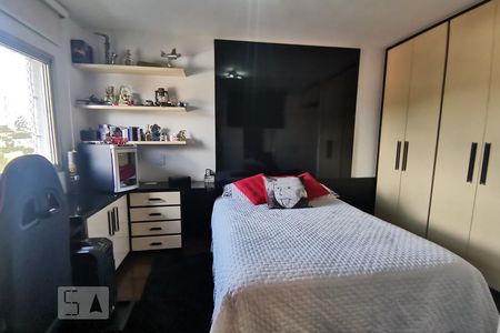Apartamento à venda com 190m², 4 quartos e 3 vagas Apartamento à venda com 190m², 4 quartos e 3 vagasSuíte-1