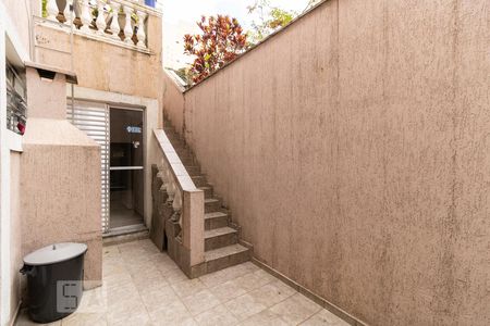 Casa à venda com 178m², 3 quartos e 2 vagas Casa à venda com 178m², 3 quartos e 2 vagasÁrea Externa