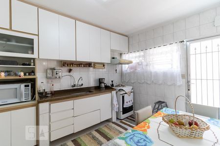 Casa à venda com 178m², 3 quartos e 2 vagas Casa à venda com 178m², 3 quartos e 2 vagasCozinha