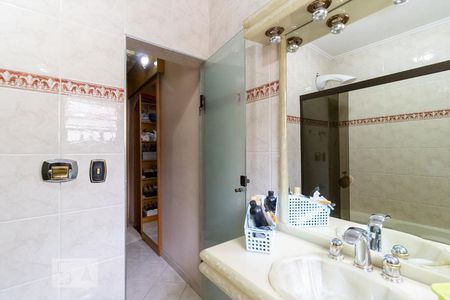Casa à venda com 178m², 3 quartos e 2 vagas Casa à venda com 178m², 3 quartos e 2 vagasBanheiro da Suíte