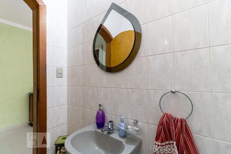 Casa à venda com 178m², 3 quartos e 2 vagas Casa à venda com 178m², 3 quartos e 2 vagasLavabo