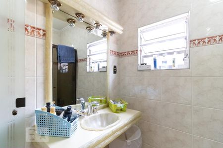 Casa à venda com 178m², 3 quartos e 2 vagas Casa à venda com 178m², 3 quartos e 2 vagasBanheiro da Suíte