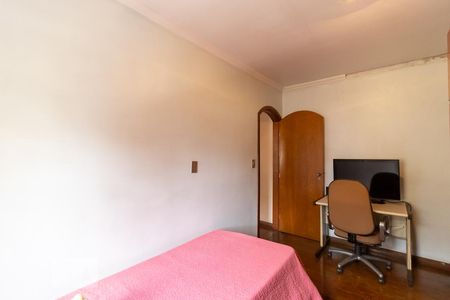 Casa à venda com 178m², 3 quartos e 2 vagas Casa à venda com 178m², 3 quartos e 2 vagasQuarto 3