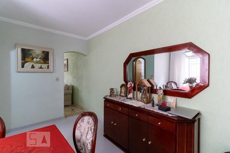 Casa à venda com 178m², 3 quartos e 2 vagas Casa à venda com 178m², 3 quartos e 2 vagasSala de Jantar