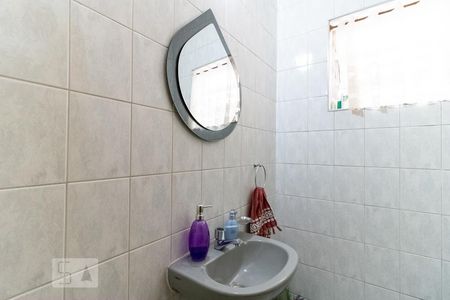 Casa à venda com 178m², 3 quartos e 2 vagas Casa à venda com 178m², 3 quartos e 2 vagasLavabo