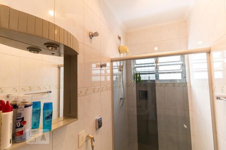 Casa à venda com 180m², 3 quartos e 2 vagasBanheiro 1