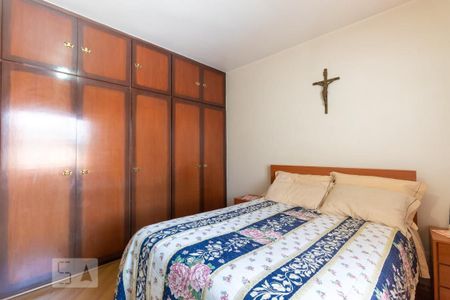 Casa à venda com 180m², 3 quartos e 2 vagasSuíte