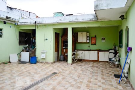 Casa à venda com 240m², 3 quartos e 4 vagas Casa à venda com 240m², 3 quartos e 4 vagasCasa 2 Fundos Vista Ampla