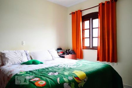 Casa à venda com 240m², 3 quartos e 4 vagas Casa à venda com 240m², 3 quartos e 4 vagasQuarto 2 Janela