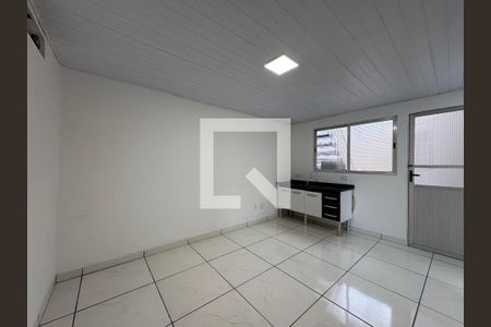 Sala de kitnet/studio para alugar com 1 quarto, 25m² em Parque Novo Oratório, Santo André