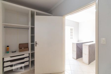 Casa à venda com 390m², 6 quartos e 4 vagasCloset