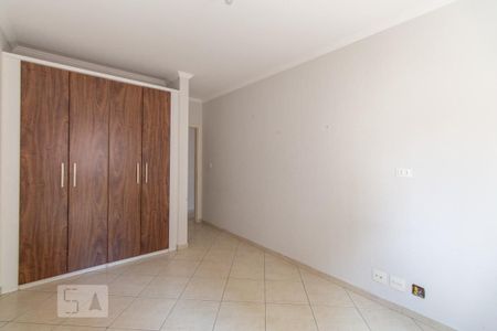 Casa à venda com 390m², 6 quartos e 4 vagasQuarto 5