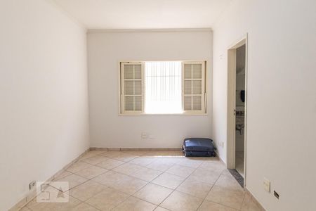 Casa à venda com 390m², 6 quartos e 4 vagasQuarto 1