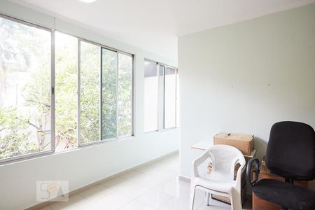 Casa à venda com 269m², 4 quartos e 4 vagasEscritório 1