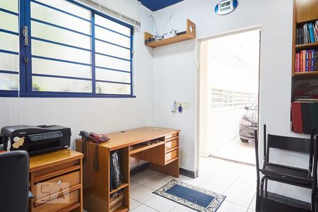 Casa à venda com 269m², 4 quartos e 4 vagasEscritório 4