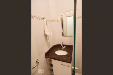 Casa à venda com 269m², 4 quartos e 4 vagasBanheiro 3