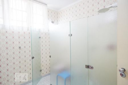 Casa à venda com 269m², 4 quartos e 4 vagasBanheiro do Quarto 1