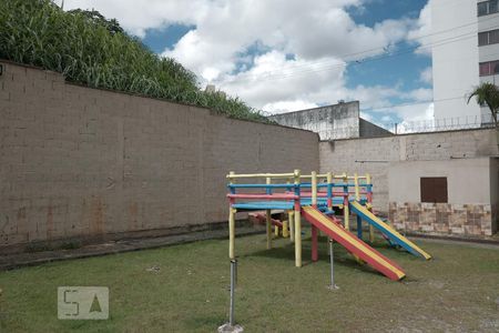 Apartamento à venda com 43m², 2 quartos e 1 vagaÁrea Comum - Playground