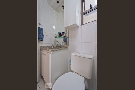 Apartamento à venda com 55m², 3 quartos e 1 vaga Apartamento à venda com 55m², 3 quartos e 1 vagaBanheiro