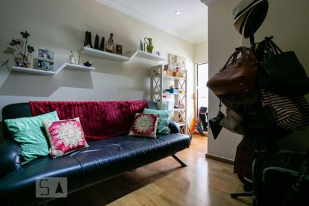 Apartamento à venda com 280m², 4 quartos e 4 vagas Apartamento à venda com 280m², 4 quartos e 4 vagasSuíte 2