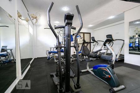 Apartamento à venda com 280m², 4 quartos e 4 vagas Apartamento à venda com 280m², 4 quartos e 4 vagasÁrea Comum - Academia