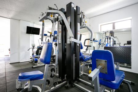 Apartamento à venda com 280m², 4 quartos e 4 vagas Apartamento à venda com 280m², 4 quartos e 4 vagasÁrea Comum - Academia