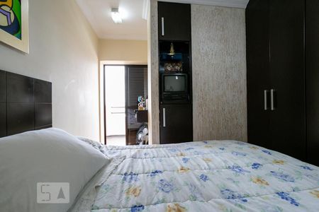 Apartamento à venda com 280m², 4 quartos e 4 vagas Apartamento à venda com 280m², 4 quartos e 4 vagasSuíte 1