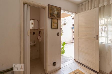 Casa à venda com 220m², 3 quartos e 3 vagasQuarto de Serviço