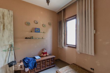 Casa à venda com 220m², 3 quartos e 3 vagasQuarto 2