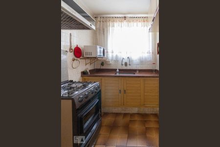 Casa à venda com 220m², 3 quartos e 3 vagasCozinha