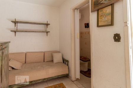 Casa à venda com 220m², 3 quartos e 3 vagasQuarto de Serviço