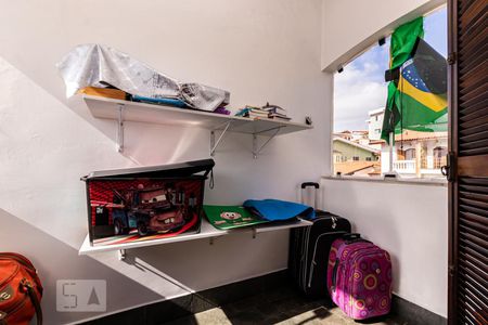 Casa à venda com 580m², 3 quartos e 8 vagas Casa à venda com 580m², 3 quartos e 8 vagasSacada quarto 3