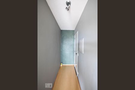 Hall de entrada de apartamento para alugar com 2 quartos, 67m² em Vila Sônia, São Paulo