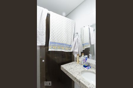 Apartamento à venda com 58m², 2 quartos e 1 vagaBanheiro