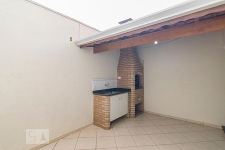 Casa para alugar com 276m², 3 quartos e 6 vagas Casa para alugar com 276m², 3 quartos e 6 vagasQuintal com Churrasqueira