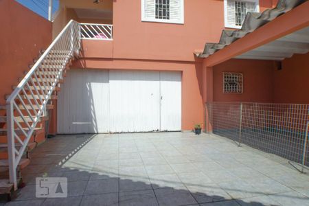 Casa à venda com 297m², 4 quartos e 5 vagas Casa à venda com 297m², 4 quartos e 5 vagasFrente da casa