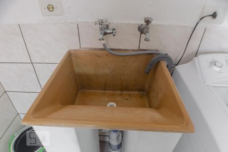 Casa à venda com 297m², 4 quartos e 5 vagas Casa à venda com 297m², 4 quartos e 5 vagasÁrea de serviço 2 - tanque