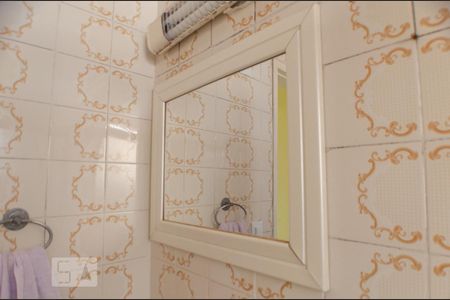 Casa à venda com 297m², 4 quartos e 5 vagas Casa à venda com 297m², 4 quartos e 5 vagasBanheiro 1 - espelho