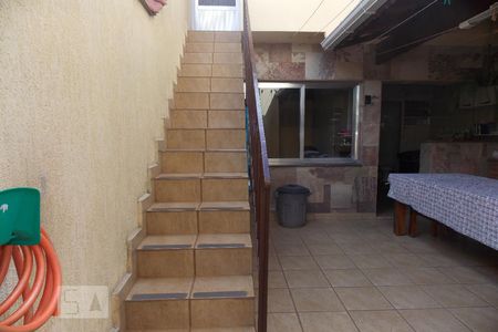 Casa à venda com 230m², 5 quartos e 3 vagas