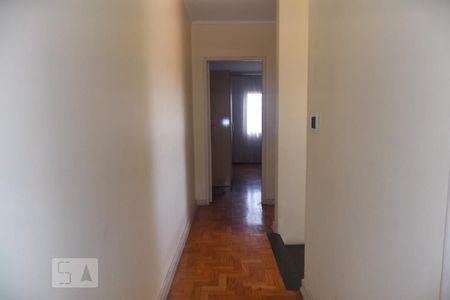 Casa à venda com 230m², 5 quartos e 3 vagas Casa à venda com 230m², 5 quartos e 3 vagasÁrea de Serviço