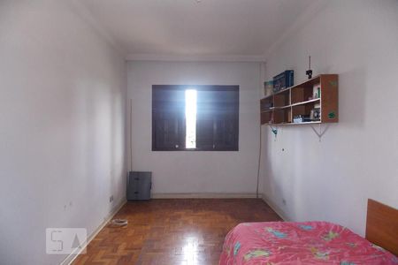 Casa à venda com 230m², 5 quartos e 3 vagas Casa à venda com 230m², 5 quartos e 3 vagasQuarto 3