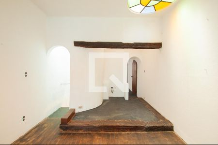 Casa à venda com 190m², 1 quarto e sem vaga Casa à venda com 190m², 1 quarto e sem vagaSala Superior