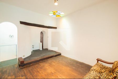 Casa à venda com 190m², 1 quarto e sem vaga Casa à venda com 190m², 1 quarto e sem vagaSala Superior