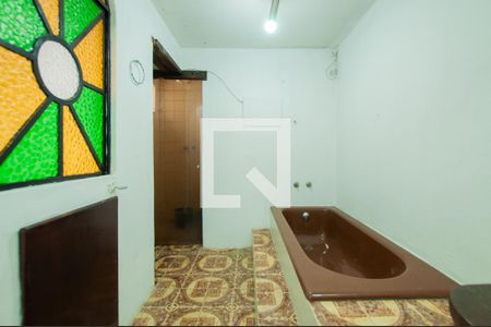 Casa à venda com 190m², 1 quarto e sem vaga Casa à venda com 190m², 1 quarto e sem vagaBanheiro da Suíte