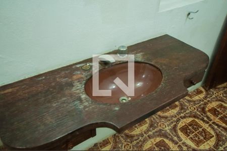 Casa à venda com 190m², 1 quarto e sem vaga Casa à venda com 190m², 1 quarto e sem vagaBanheiro da Suíte