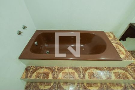 Casa à venda com 190m², 1 quarto e sem vaga Casa à venda com 190m², 1 quarto e sem vagaBanheiro da Suíte